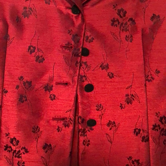 Le Suit Red Petite Jacket and Skirt - Picture 2 of 8